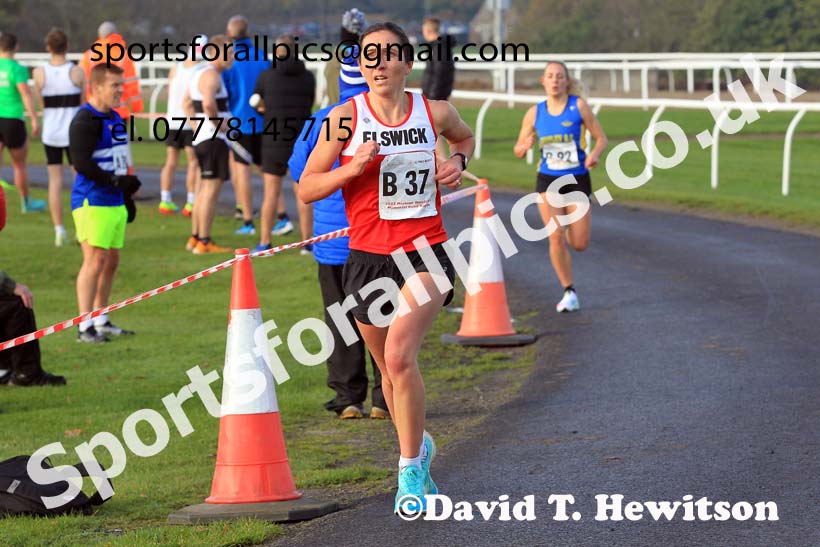 2022 Norman Woodcock Memorial Road Relays (organised by Elswick Harriers), Gosforth Park Racecourse, Newcastle.  Photo: David T. Hewitson/Sports for All Pics